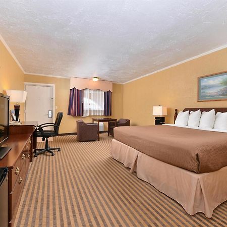 Executive Plus Inn And Suites Elk City Luaran gambar