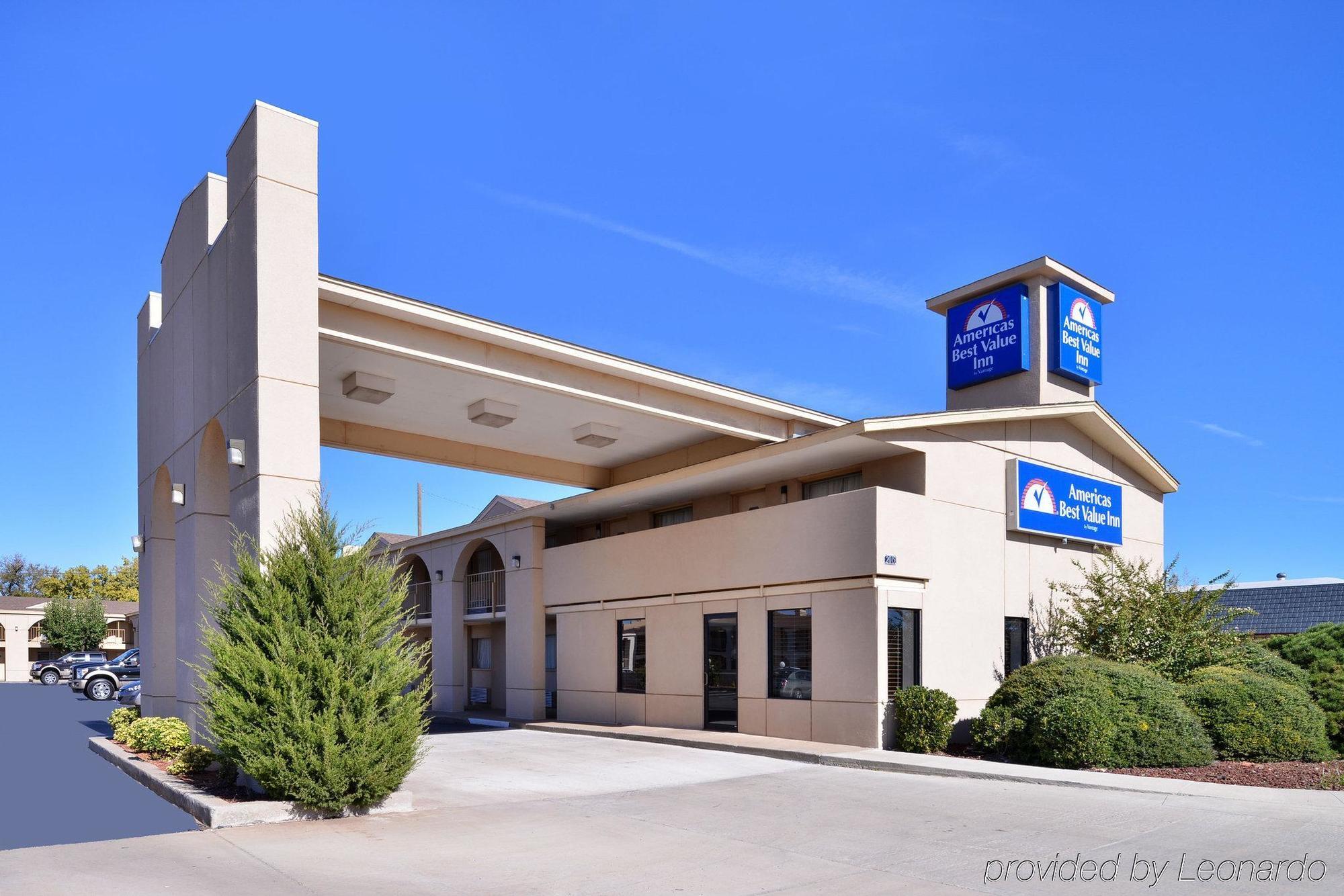Executive Plus Inn And Suites Elk City Luaran gambar