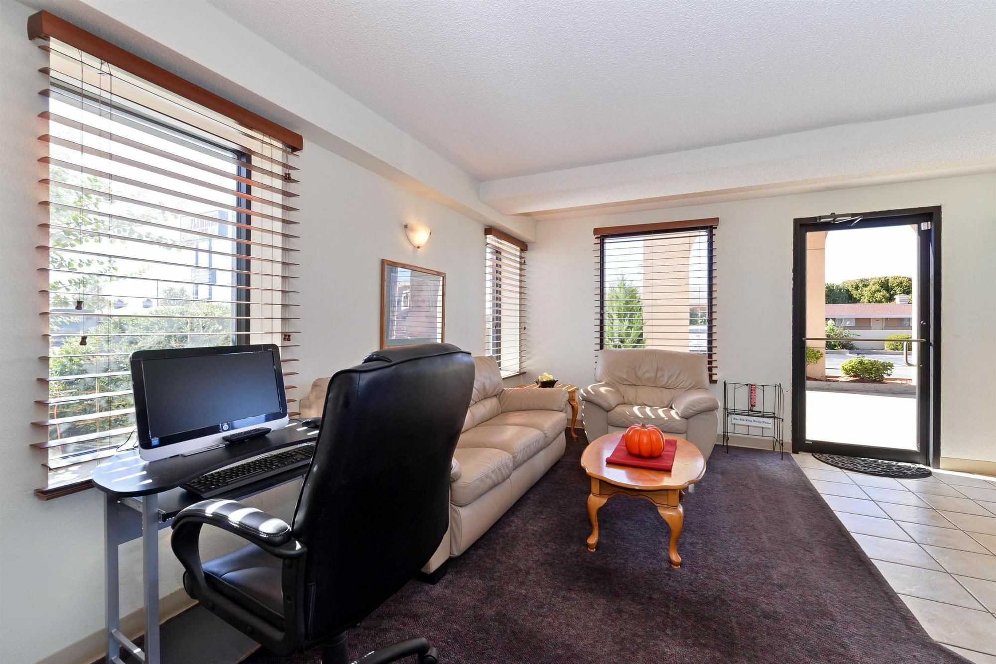 Executive Plus Inn And Suites Elk City Luaran gambar